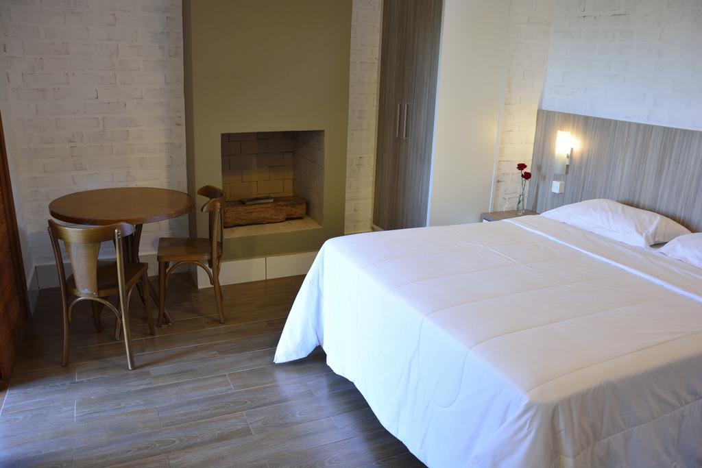 Hotel Pousada Agua Da Mina Monte Siao Ngoại thất bức ảnh